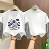 Camiseta de Manga Larga de Algodón Puro para Niños Otoño 2026 Holgada Versátil Cuello Redondo para Niños con Diseño Falso de Dos Piezas