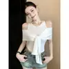 Elegante Camiseta Blanca de Manga Corta con Un Hombro y Lazos para Mujer, Ropa de Verano con Parches Estilo Capa, Top Corto Falso de Dos Piezas