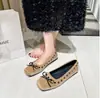 Zapatos Planos para Viajar Estilo Coreano Remache Moda Estilo 2026 Punta Cuadrada Boca Baja Nueva Zapatos de una Sola Pieza Mujer Lazo Versátil Ballet