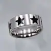 Anillo de acero de titanio transfronterizo de Amazon Europa y Estados Unidos HIPPOP punk rock murciélago logo de margarita conejo y otros anillos