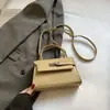 Bolsa de Mão com Padrão Lichia para Mulheres, Novo Modelo de Primavera 2026, Bolsa Tote Pequena Kelly Super Popular de Nicho, Bolsa Quadrada Pequena de Ombro Cruzado