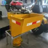 Esparcidor para derretir nieve, esparcidor de sal pequeño para coche suspendido, equipo municipal para deshielo y derretimiento de nieve en carreteras