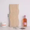 Bandeja de madera a rayas para pastel, base de madera maciza para tazas, bandeja rectangular para pan, pieza decorativa de madera, accesorio para fotografía