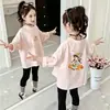 Camiseta de manga larga para niña 2026 nueva colección de otoño, top de algodón puro para bebés, camiseta básica para niños, ropa interior de otoño con cuello redondo