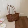 2026 Bolso de Mano Tejido Hueco Estilo Nuevo para Mujer, Bolso de Hombro de Gran Capacidad para Vacaciones, Bolso Cesta Versátil de Moda para el Día a Día