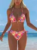 Maiô bikini de cor sólida europeu e americano, BIKINI sexy e moderno de três peças, novo modelo 2027, moda praia para atacado em férias na praia