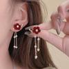 Pendientes de Terciopelo Borgoña con Imitación de Perla Rosa Estilo Retro de Hong Kong para Otoño e Invierno, Pendientes Elegantes y de Alta Gama, Nuevo Estilo 2023