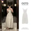 Vestido Branco de Bolinhas com Alças Finas para Mulheres, Novo Estilo de Verão 2026, Perfeito para Figuras Baixas, Deslumbrante Vestido de Férias de Yunnan