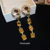 Pendientes de botón cuadrados geométricos de plata vintage usados con incrustaciones de diamantes pendientes de estilo de corte retro pendientes de diseño de nicho