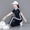 Conjunto Esportivo Feminino de Verão Fino 2026 Novo Tamanho Grande Solto Seda Gelada Manga Curta Casual Moda Conjunto de Duas Peças