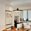 Luminária de sala de jantar UFO moderna minimalista protetora de olhos, lustre pendente em forma de disco para mesa de jantar de quarto, luminária de iluminação M-bean estilo creme para uso doméstico Zhongshan