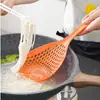 Cuchara para Fideos Resistente a Altas Temperaturas de Cocina, Colador de Empanadillas con Mango Extendido para el Hogar, Cuchara con Malla de Drenaje Antideslizante de Grado Alimenticio