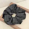 Goma para el pelo estilo vintage con un toque de alta gama, moderna y elegante para ir al trabajo, Cuerda para coleta para mujer, Accesorio único para el pelo