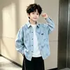 Ropa infantil chaqueta para niños primavera y otoño 2026 nuevo atuendo de otoño fresco y elegante camisa de otoño para niños moderna