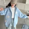Jaqueta Moletom Outono Inicial para Meninas 2026 Nova Moda Casual com Capuz Cardigã para Meninas do Ensino Fundamental Top Versátil