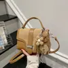 Bolso de Mano Cuadrado Pequeño de Moda Europea y Americana para Mujer de Este Año, Nuevo Estilo Verano 2026, Bolso de Hombro Patchwork, Bolso Cruzado Versátil