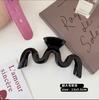 Pinza de agarre simple de gran tamaño, elegante pinza para el cabello estilo ins, pinza para cabeza de tiburón para mujer, pinza para la cabeza de verano de alta calidad