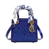 Bolso de Princesa Diana Bordado de Alta Gama, Bolso de Mujer, Nuevo Bolso de Mano con Pañuelo de Seda de Moda, Bolso Bandolera de Hombro Moderno y Elegante