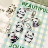 Llavero de Panda de Dibujos Animados Personalidad Linda Acrílico Creativo Llavero Colgante para Mochila de Estudiante Regalo Recompensa