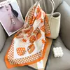 Diseño estilo coreano, pañuelo cuadrado con estampado de fresas fresco y lindo, bufanda decorativa versátil para el cuello, pañuelo elegante para la cabeza para mujeres