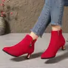 Moda Casual Elegante Nova Primavera/Outono Salto Grosso Antiderrapante Resistente ao Desgaste Bico Fino Lateral Baixa Sapatilhas para Exportação