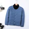 Jaqueta de plumas leve masculina gola redonda tamanho plus size forro de roupa íntima ultrafina leve sem gola estilo pai para homem de meia-idade e idoso com sobrepeso