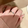Anillo de flor de tres colores, anillo abierto de flor de trébol de la suerte con circonita, anillo de dedo índice fresco de verano, joyería simple y elegante para mujer