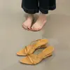 Primer encuentro: Sandalias de cuña elegantes de satén con correa única y punta fina para mujer, Sandalias versátiles de estilo francés para el verano 2026 para ir al trabajo