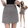 En Stock 2026 Falda de Lana Otoño e Invierno Nuevo Estilo para Mujer Inspirada en Chanel Cintura Alta Espiga Línea A Corta