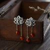 Pendientes artesanales retro de plata con incrustaciones de malaquita y borlas de plata, estilo nacional, joyería transfronteriza para mujer.