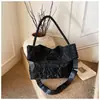 Bolsos de Moda para Mujer, Nuevo Bolso de Hombro Plegable Elegante para Debajo del Brazo, Diseño Único, Adecuado para la Escuela y el Viaje Diario, Bolso Cruzado