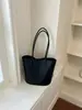 Cross2026 Bolso de Axila Nuevo con Textura Tejida Alta Apariencia Personalidad Bolso de Hombro Único Simple Moderno de Moda Bolso Tote