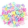 Paquete de 100 cuentas del alfabeto, colgantes de colores sueltos, material para collar y pulsera semiacabado.