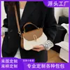 Bolsa de Mão Tecida Ponto Cruz Design de Nicho Feminino Bolsa de Palha Moda Bolsa de Ombro Único Transversal Customização de Fábrica