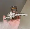 Nuevo estilo primavera y verano pinza de tiburón grande para mujer con un toque de alta gama, no daña el cabello, pinza de pelo para la nuca, accesorio para el cabello
