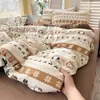 Juego de cuatro piezas Clase A, estilo nuevo, algodón puro lavado, ropa de cama sencilla, sábana, funda de edredón, sábana bajera, juego de tres piezas para dormitorio de estudiante 4