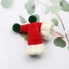 Mini gorro navideño, botella pequeña de bebida navideña, botella de vino, gorro navideño decorativo, bufanda navideña, muñeco, gorro navideño.