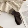 Calcetines gruesos con forro de felpa de tubo cálidos para mujer, calcetines populares retro versátiles para pareja, calcetines de rizo con letras para hombre y mujer
