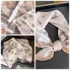 Pañuelo de Seda para Mujer 2025 Estilo Nuevo, Pañuelo Cuadrado Pequeño para el Cuello, Apto para la Piel, Regalo para Mamá, Combina con Camisas, Pañuelo Cuadrado de 70, Pañuelo para el Cuello