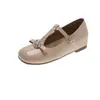 Exquisitos mocasines Mary Jane cuadrados de estilo francés con lazo de pedrería, nueva colección de otoño 2026 para mujer, con tacón oculto para mayor altura, bailarinas