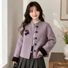 Nueva colección de otoño e invierno de ropa para mujer para mujeres de mediana edad y mayores: abrigos de lana elegantes y rejuvenecedores, perfectos para la primavera, con un diseño chic y versátil