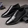 Nuevos Zapatos de Cuero con Cordones para Hombre Primavera y Otoño 2025, Zapatos Individuales de Cuero Suave Casual de Negocios con Tres Correas, Zapatos de Cuero Casual Transfronterizos para Hombre