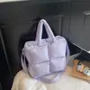 Bolsa de Algodão Estilo Coreano 2025 Lançamento Transfronteiriço Nova Bolsa de Roupas de Algodão Bordada para Mulheres Versátil Bolsa de Ombro para o Dia a Dia para Mulheres