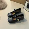 Zapatos Mary Jane poco profundos de punta cuadrada estilo retro francés para mujer, colección otoño 2026, adecuados para combinar con faldas, con hebilla y aumento de altura interno, versátiles
