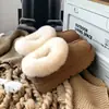 Botas de nieve para mujer con suela gruesa, listas para exteriores, forradas de piel sintética, Zapatos de algodón forrados de vellón de invierno, Nuevo estilo 2026, Mocasines sin cordones de lana de cordero