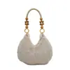 Bolsa Pelúcia Nova Transfronteiriça Feminina Estilo Coreano Fashionável Portátil para o Dia a Dia Bolsa de Ombro Grande Capacidade Bolsa de Pelúcia Portátil com Contas