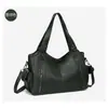 Bolsas Femininas Bolsa Tote Grande Capacidade Outono Inverno Pode Ser Transversal Retro Versátil Sensação de Ombro Único Bolsa de Mão Sensação Avançada Bolsa Grande