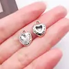 Colgante colorido en forma de corazón con incrustaciones de diamantes, accesorios de joyería hechos a mano para bricolaje, pendientes, llaveros, pequeños colgantes de aleación electrochapada