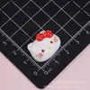 Acessórios de resina de gato KT de cor sólida transparente realista de desenho animado para DIY cola de creme, capas de celular feitas à mão, chaveiros e tamancos