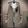2024 Lançamento Principal Meio Longo Outono Jaqueta Masculina Explosões Grande Casaco Trench Coat Tendência